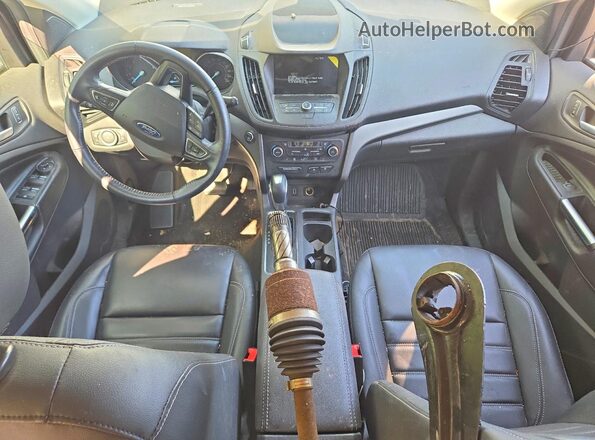 1FMCU9HD9KUC39129 2019 FORD ESCAPE Белый Вид панели приборов