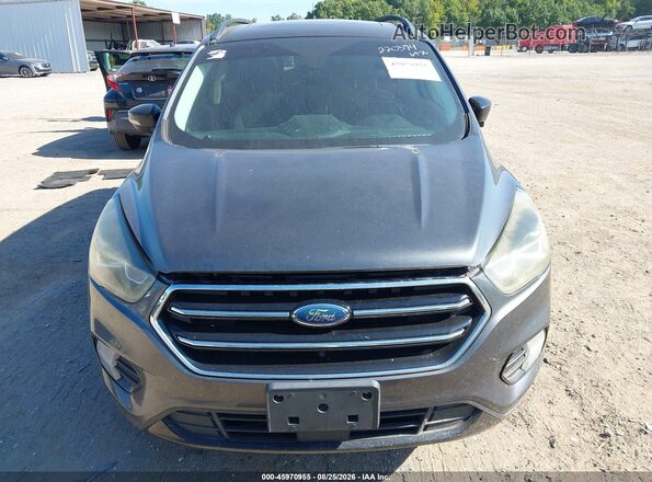 1FMCU9J90HUA78863 2017 FORD ESCAPE Серебряный Вид спереди