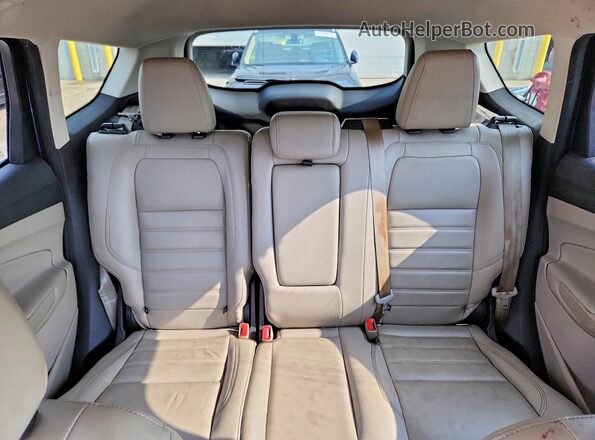 1FMCU9J90HUA81682 2017 FORD ESCAPE Blue Vista de los asientos traseros