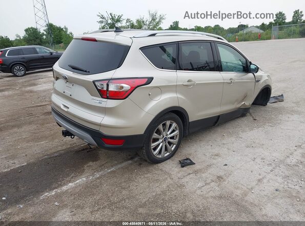 1FMCU9J90JUB99320 2018 FORD ESCAPE Gold Rear right