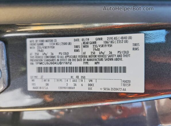 1FMCU9J90KUB11612 2019 FORD ESCAPE Черный Вид подкапотного пространства