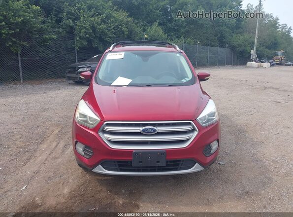 1FMCU9J91HUB84738 2017 FORD ESCAPE Красный Вид спереди