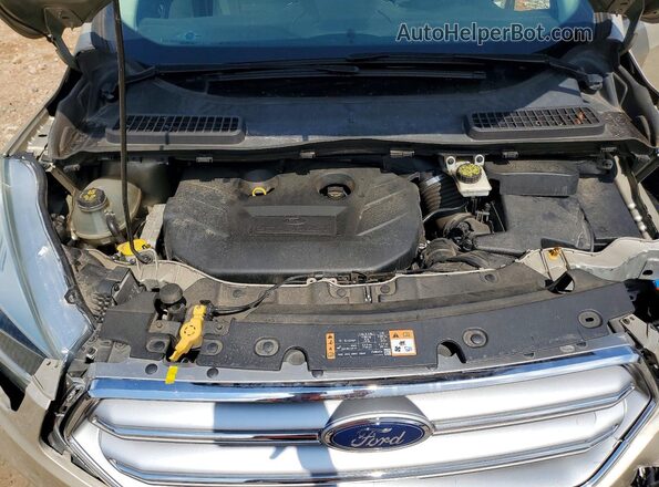 1FMCU9J91HUC18581 2017 FORD ESCAPE Silver Rear interior view