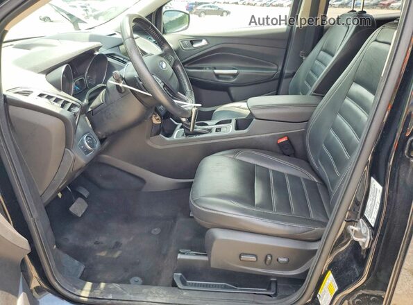 1FMCU9J91HUD37442 2017 FORD ESCAPE Black Вид салону спереду