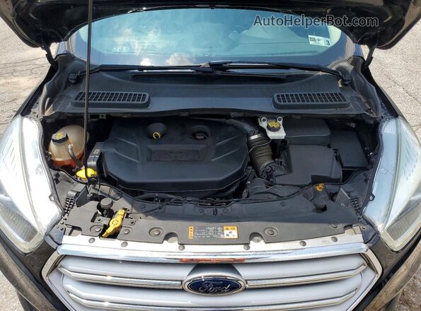 1FMCU9J91HUD37442 2017 FORD ESCAPE Black Вид підкапотного простору