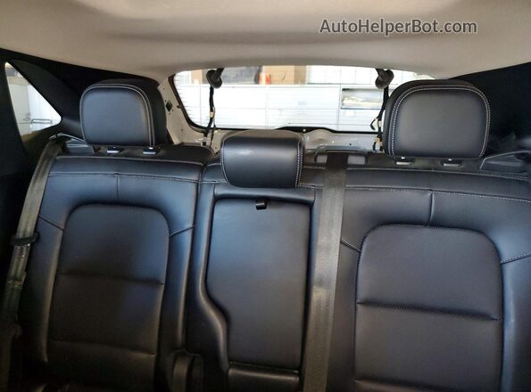 1FMCU9J91NUA33975 2022 FORD ESCAPE Белый Вид задних сидений