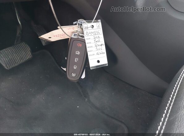 1FMCU9J92JUB44836 2018 FORD ESCAPE White Առջևի վահանակի տեսք