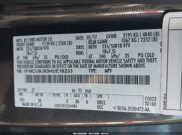 1FMCU9J93HUE18233 2017 FORD ESCAPE Gray Vista del compartimento del motor