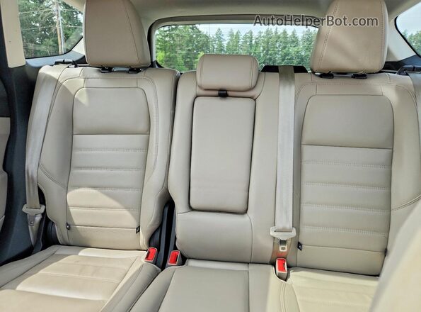 1FMCU9J94JUD05798 2018 FORD ESCAPE Red Vista de los asientos traseros