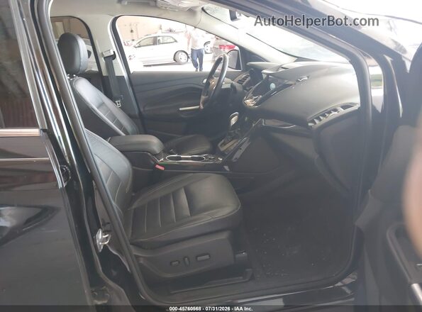 1FMCU9J96GUC68052 2016 FORD ESCAPE Black Widok wnętrza z przodu