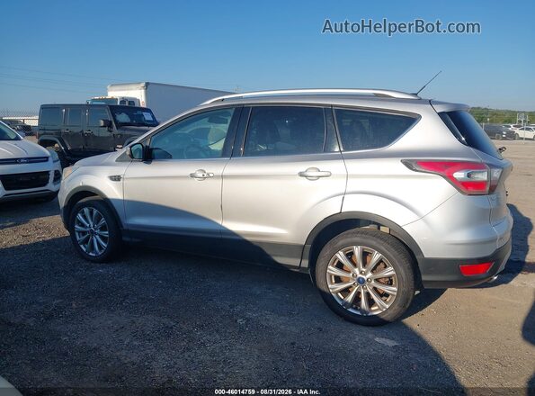 1FMCU9J97HUB03936 2017 FORD ESCAPE Silver Սալոնի 360 աստիճան տեսք