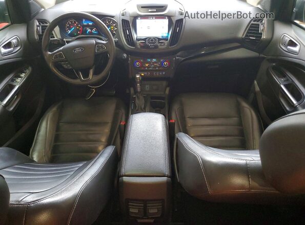1FMCU9J97HUB33454 2017 FORD ESCAPE Серый Вид панели приборов