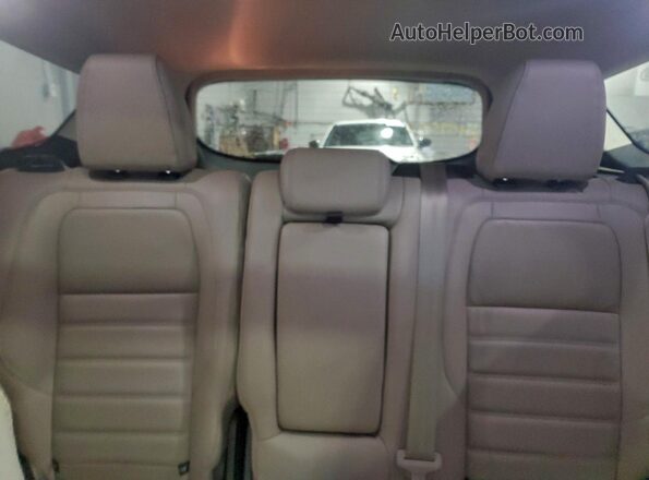 1FMCU9J98HUB69640 2017 FORD ESCAPE White უკანა სავარძლების ხედი