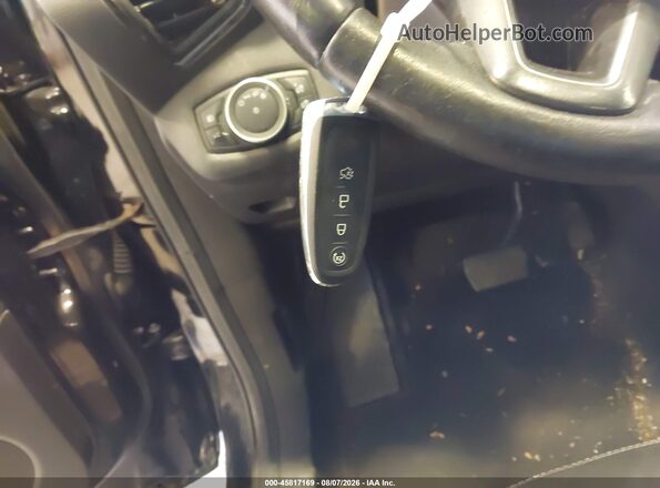 1FMCU9J99HUA59065 2017 FORD ESCAPE Black Widok deski rozdzielczej