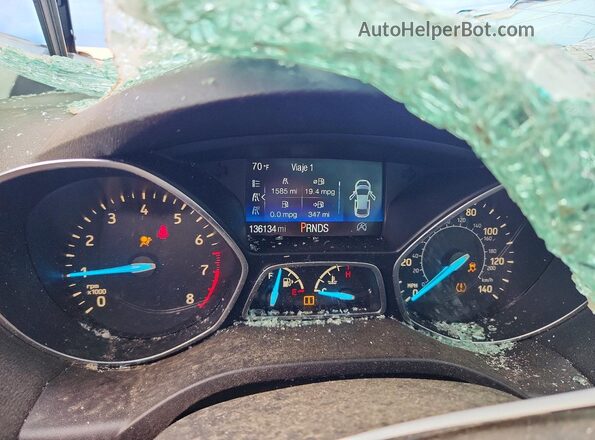1FMCU9J99JUD61767 2018 FORD ESCAPE Red Widok zestawu wskaźników