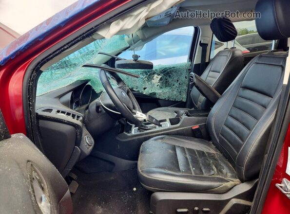 1FMCU9J99JUD61767 2018 FORD ESCAPE Red Widok wnętrza z przodu
