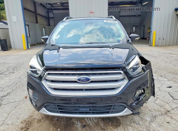1FMCU9J99KUB98880 2019 FORD ESCAPE Black Widok z przodu