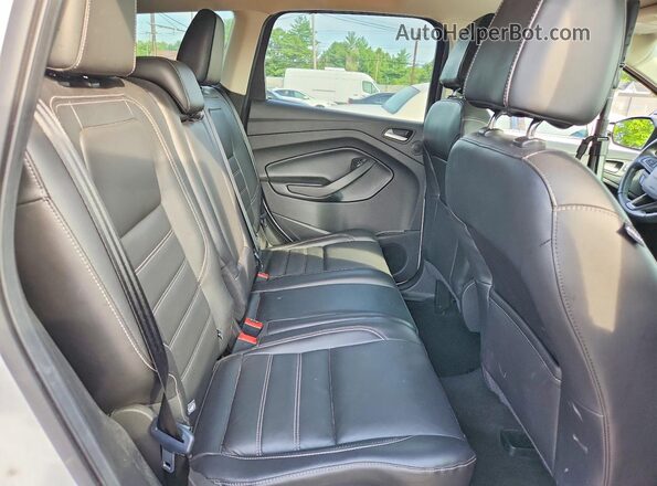 1FMCU9J9XHUD03273 2017 FORD ESCAPE White Rear interior view
