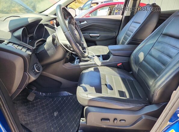 1FMCU9JD0HUC09598 2017 FORD ESCAPE Blue Widok wnętrza z przodu