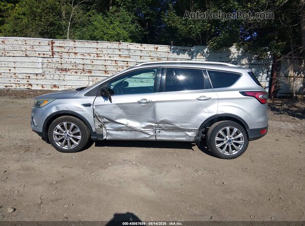 1FMCU9JD1HUA30924 2017 FORD ESCAPE Серебряный 