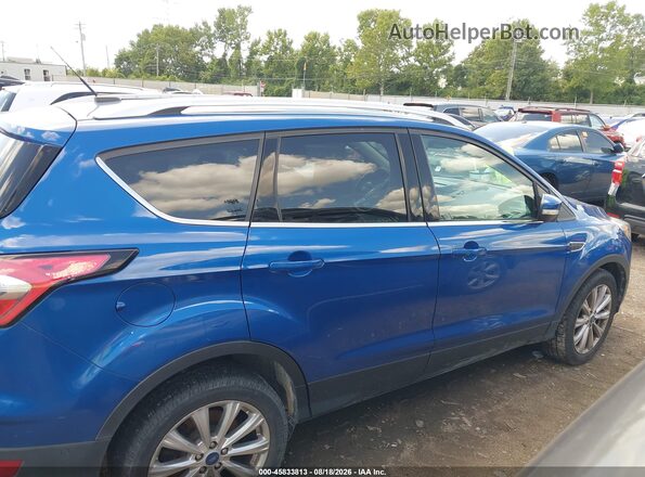 1FMCU9JD1HUC89672 2017 FORD ESCAPE Синий Вид задней части салона