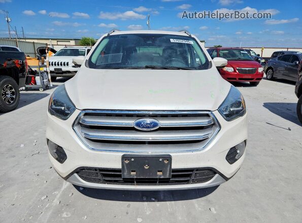 1FMCU9JD6HUC34134 2017 FORD ESCAPE Белый Вид спереди