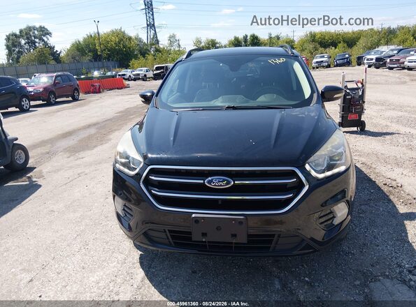 1FMCU9JD6HUE66877 2017 FORD ESCAPE Black Սարքավորումների վահանակի տեսք