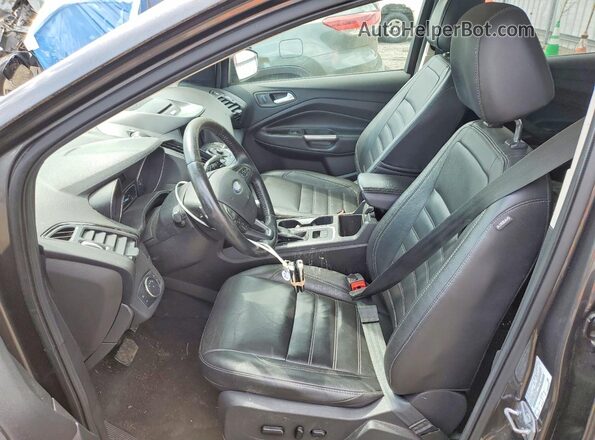 1FMCU9JDXHUC97642 2017 FORD ESCAPE Gray Vista interior delantera