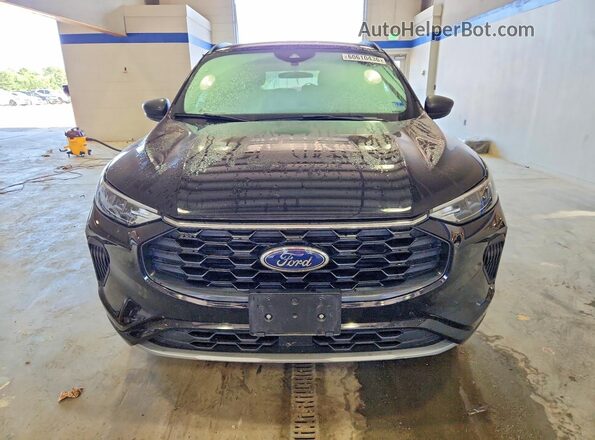 1FMCU9MN0PUB39331 2023 FORD ESCAPE Black Вид спереду