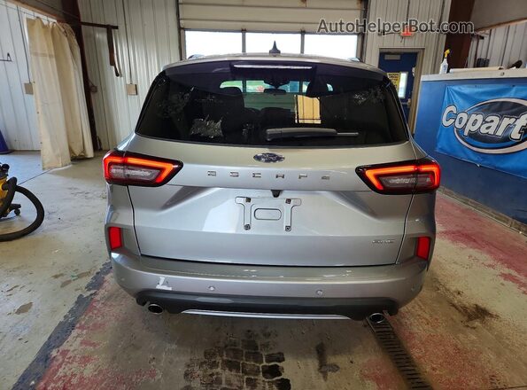 1FMCU9MN2RUA90572 2024 FORD ESCAPE Silver Rear view
