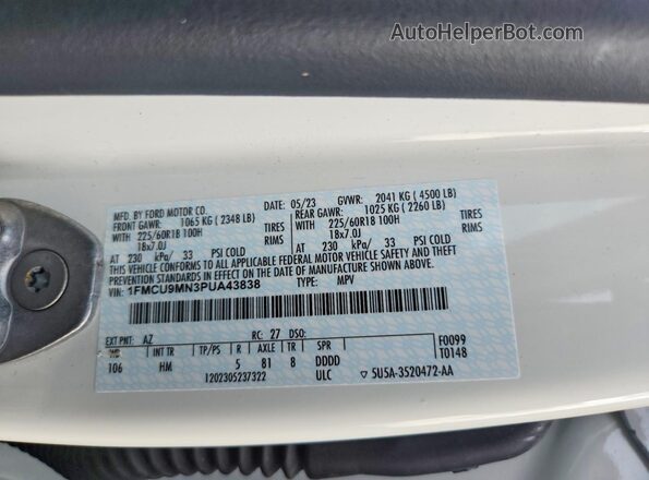 1FMCU9MN3PUA43838 2023 FORD ESCAPE White Widok wnętrza 360 stopni