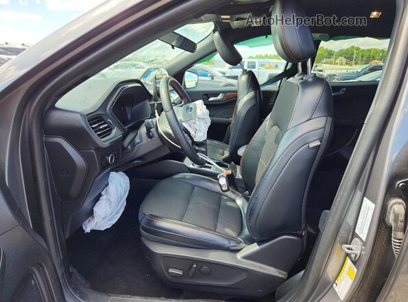 1FMCU9MN4PUA05776 2023 FORD ESCAPE Серый Вид салона спереди
