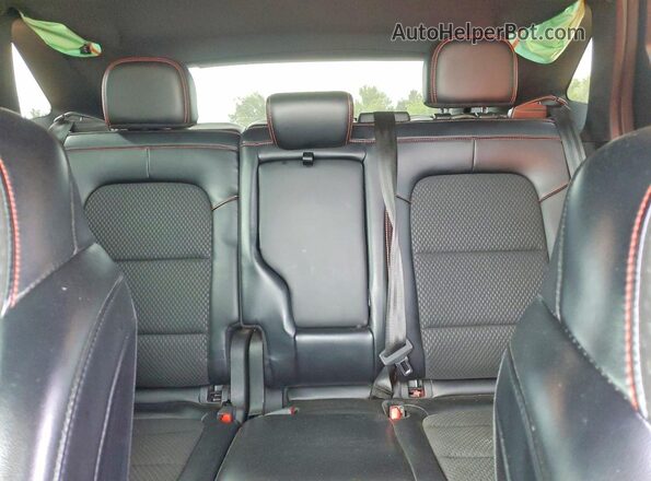 1FMCU9MN5PUA09075 2023 FORD ESCAPE Red Widok tylnych siedzeń