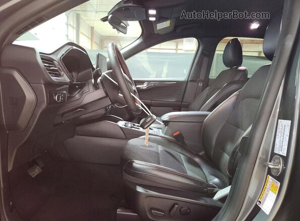 1FMCU9MN5TUA10057 2026 FORD ESCAPE Gray Front interior view