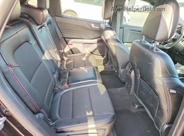 1FMCU9NA0RUB41935 2024 FORD ESCAPE Black Widok wnętrza z tyłu
