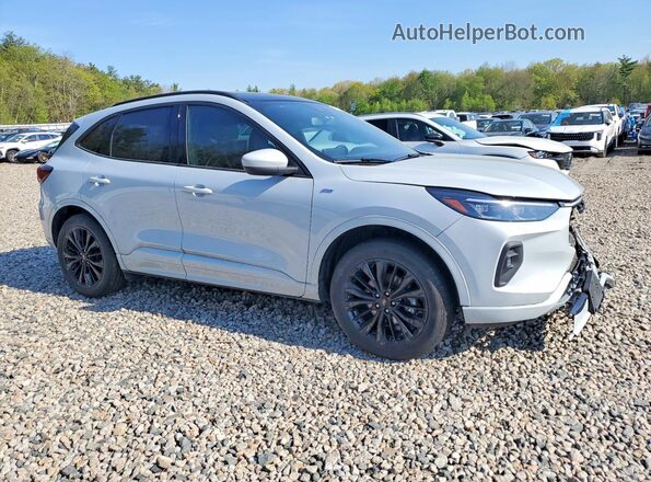 1FMCU9PZXSUB11303 2025 FORD ESCAPE Silver Przód prawy