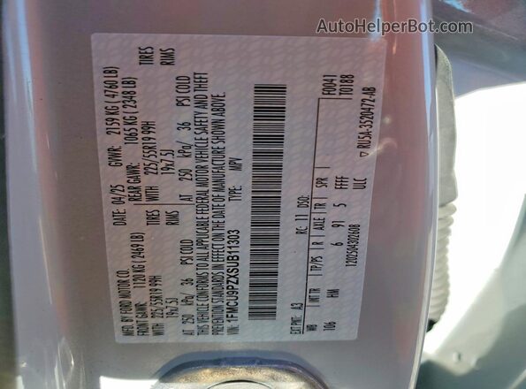1FMCU9PZXSUB11303 2025 FORD ESCAPE Silver Widok naklejki z numerem VIN