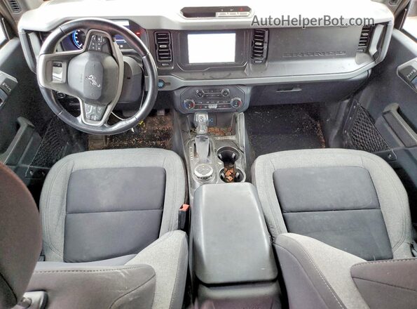 1FMDE5BH2NLB23562 2022 FORD BRONCO Red Вид панелі приладів