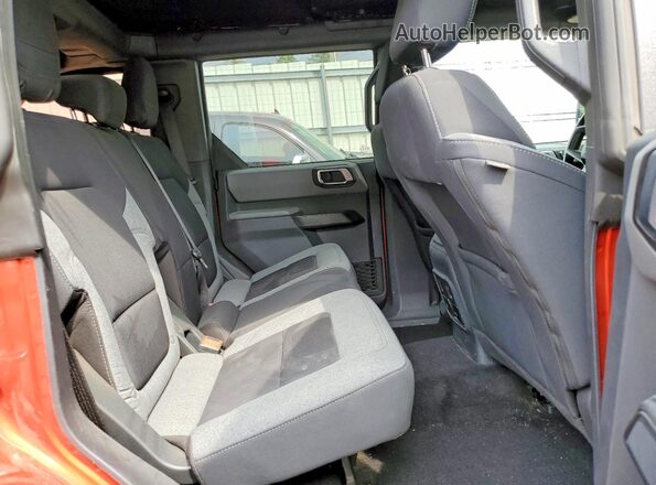 1FMDE5BH2NLB23562 2022 FORD BRONCO Red Вид задньої частини салону
