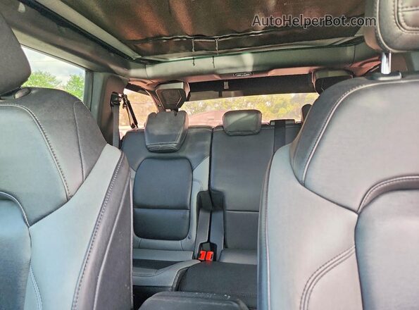 1FMDE5BH4PLC07563 2023 FORD BRONCO Green უკანა სავარძლების ხედი
