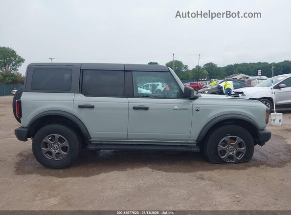 1FMDE5BH7PLB60190 2023 FORD BRONCO Gray Vista interior trasera