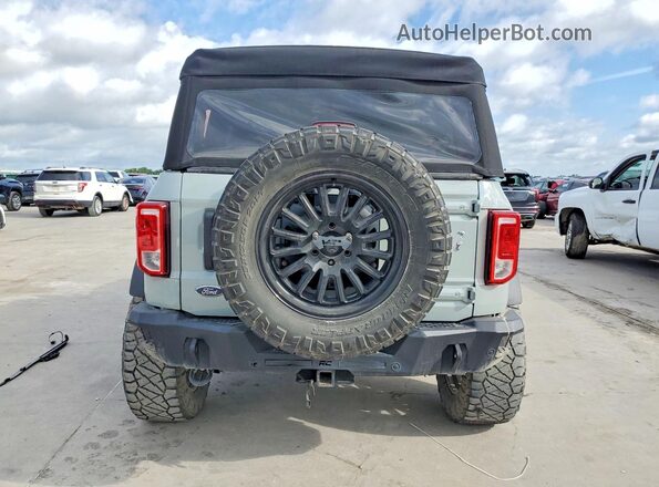 1FMDE5BH8NLB85693 2022 FORD BRONCO Серый Вид сзади