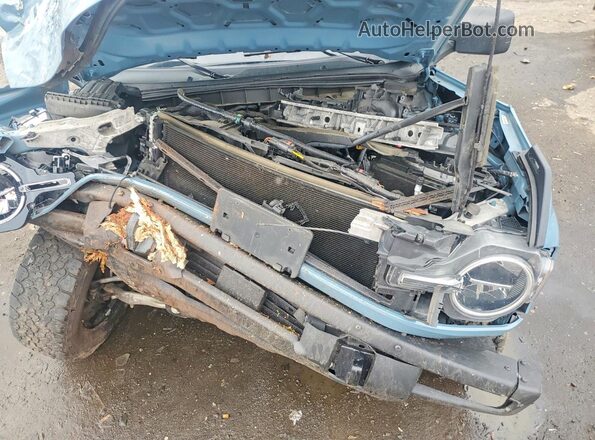 1FMDE5BHXPLB29628 2023 FORD BRONCO Blue ძრავის განყოფილების ხედი