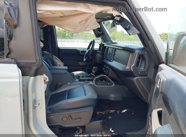 1FMDE5DH9NLB48908 2022 FORD BRONCO Blue Vista interior delantera