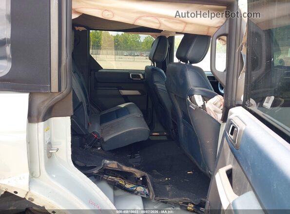 1FMDE5DH9NLB48908 2022 FORD BRONCO Blue Vista de la etiqueta del VIN