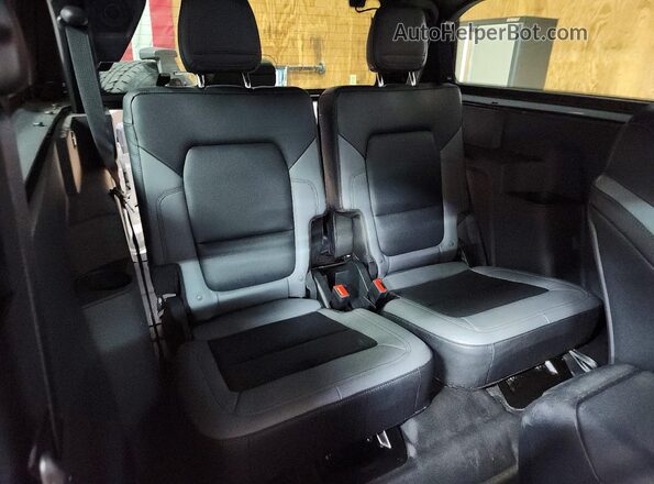 1FMDE7AH5RLB25681 2024 FORD BRONCO Gray Вид задньої частини салону
