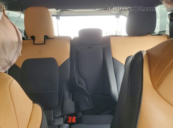1FMDE7BH1SLB60027 2025 FORD BRONCO Tan უკანა სავარძლების ხედი