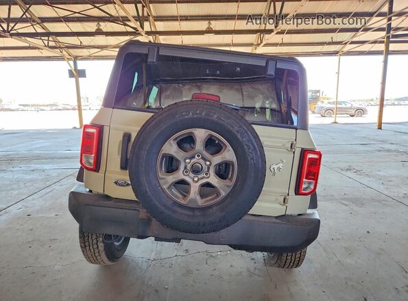 1FMDE7BH2SLB75782 2025 FORD BRONCO Cream Widok z tyłu