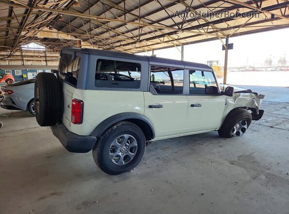 1FMDE7BH2SLB75782 2025 FORD BRONCO Cream Tył prawy