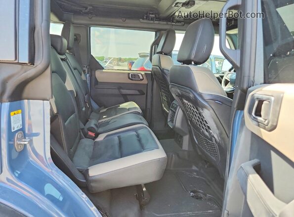 1FMDE7BH4SLB69613 2025 FORD BRONCO Blue Widok wnętrza z tyłu